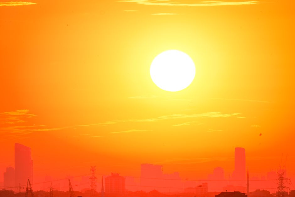 Cielo despejado en un día de calor intenso en Castilla-La Mancha